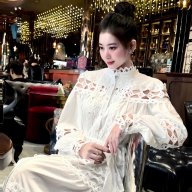 Huyền nhỏ